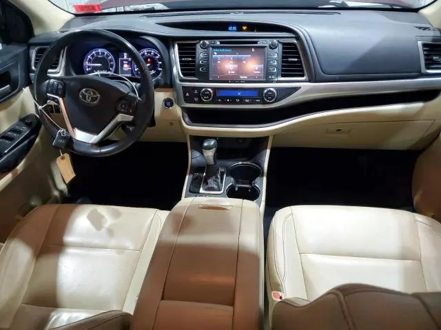 2016 TOYOTA HIGHLANDER XLE  