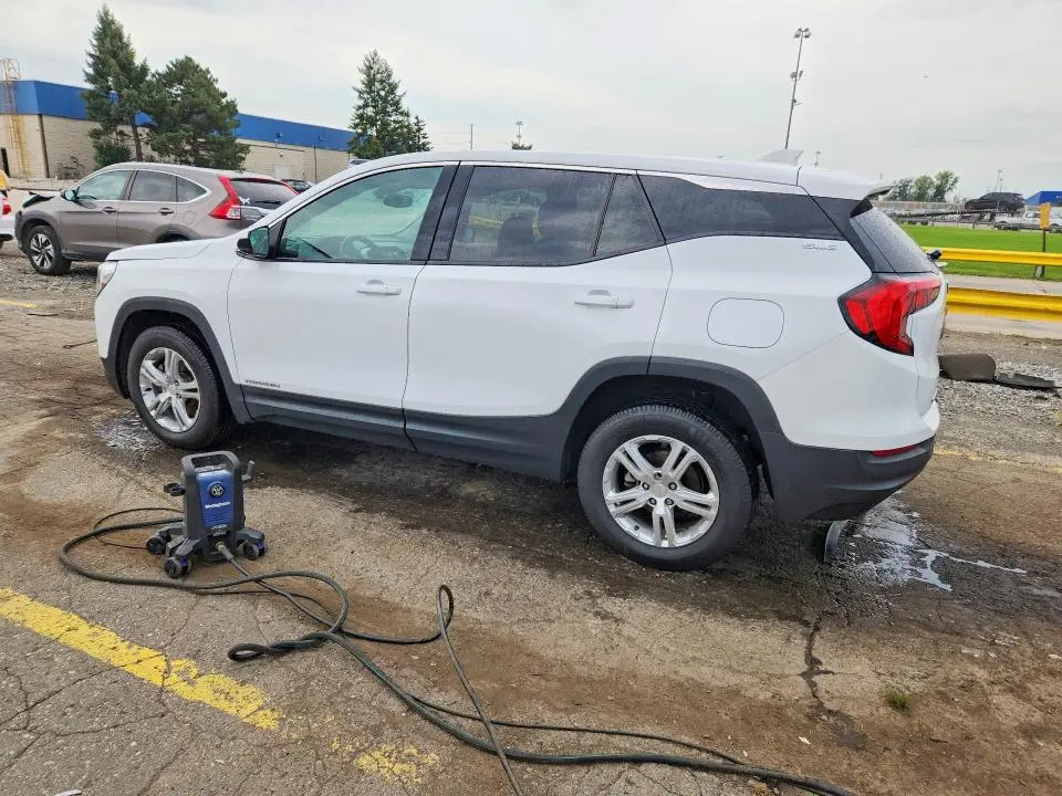 2020 GMC TERRAIN SLE  