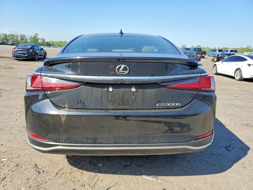 2025 LEXUS ES 300H BASE  