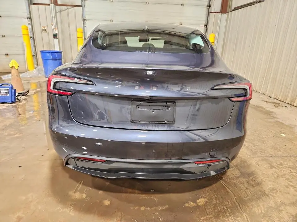 2025 TESLA MODEL 3   