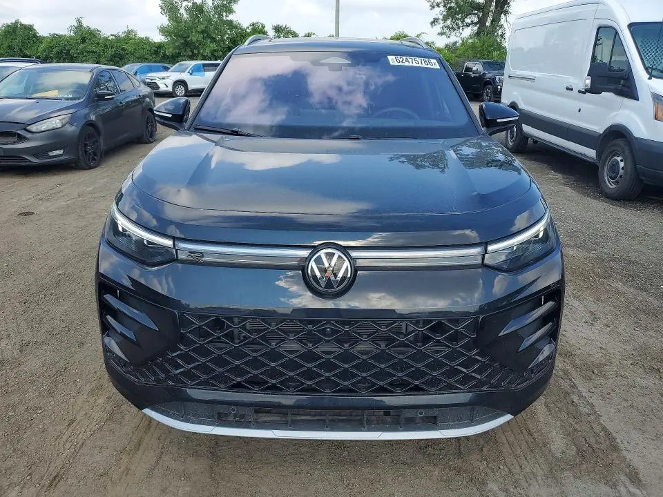 2025 VOLKSWAGEN TIGUAN SEL R-LINE BLACK  