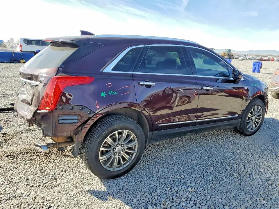 2017 CADILLAC XT5 LUXURY  