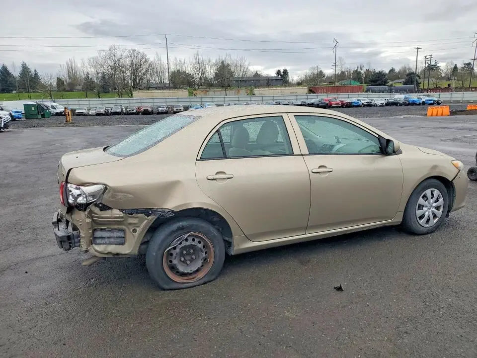 2010 TOYOTA COROLLA BASE  