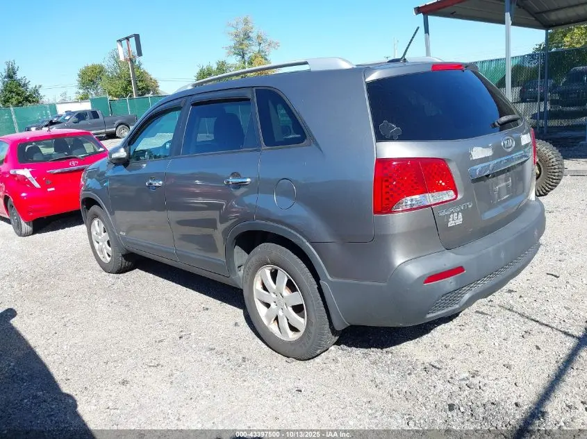2011 KIA SORENTO LX