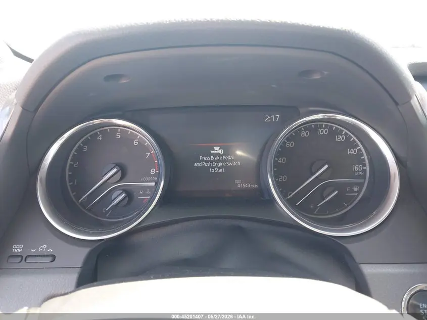 2019 TOYOTA CAMRY XLE V6