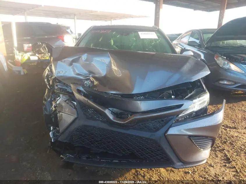 2019 TOYOTA CAMRY SE
