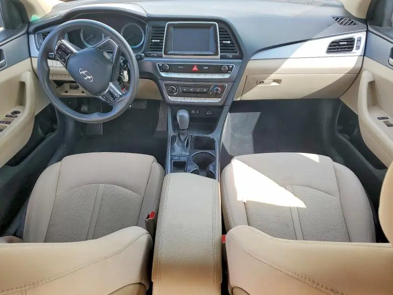 2018 HYUNDAI SONATA SE  