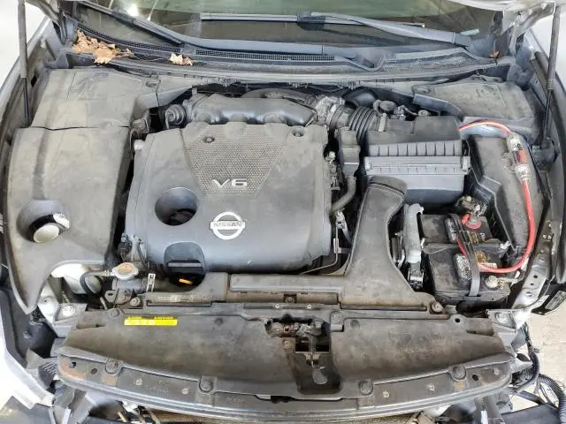 2011 NISSAN MAXIMA S  