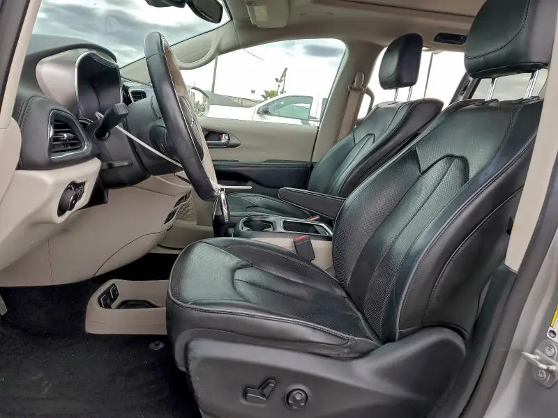 2018 CHRYSLER PACIFICA HYBRID LIMITED  