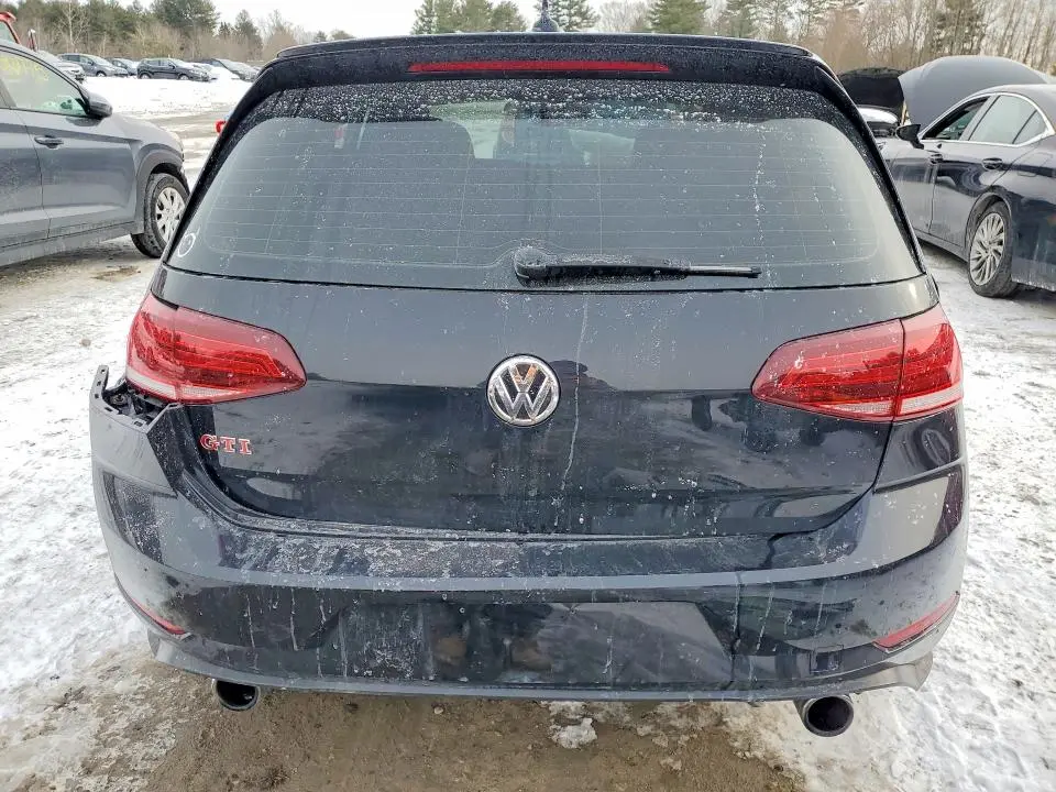 2021 VOLKSWAGEN GTI S  