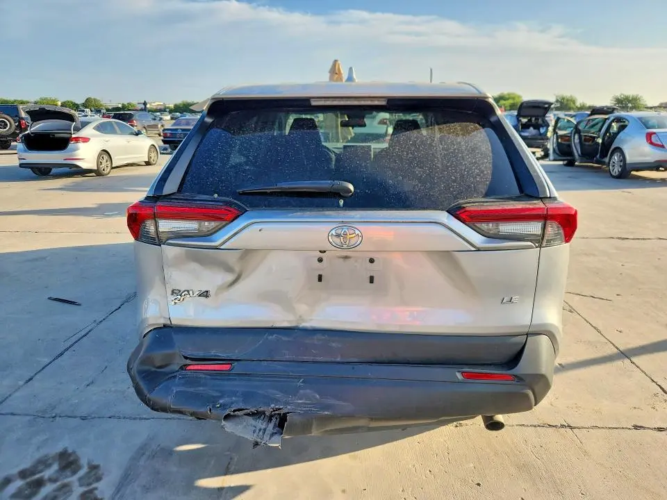 2023 TOYOTA RAV4 LE  