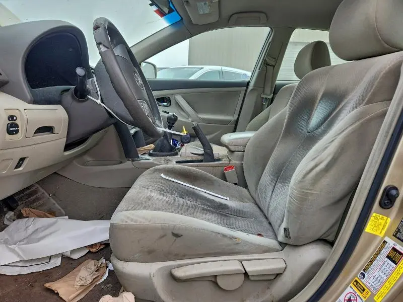 2011 TOYOTA CAMRY BASE  