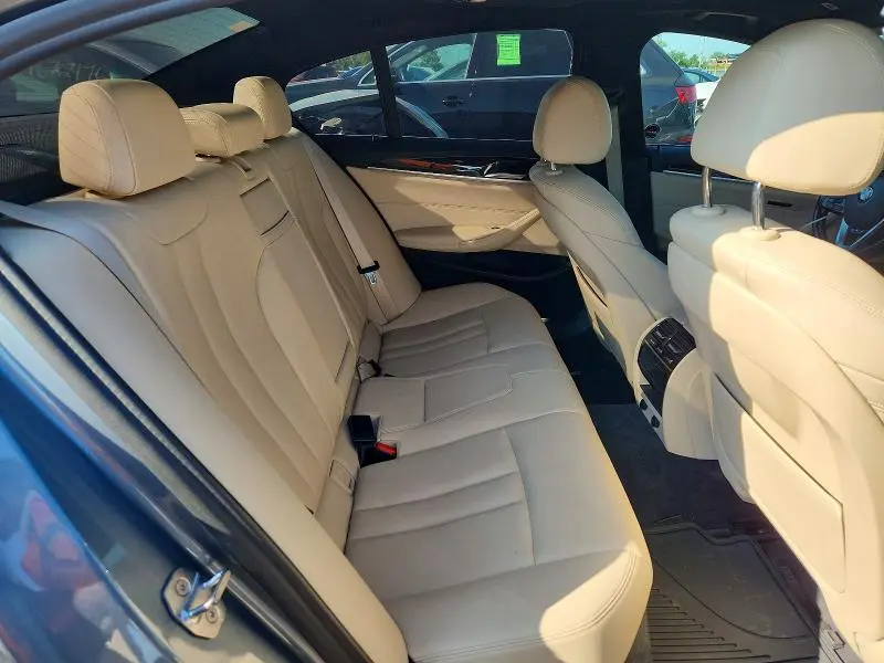2019 BMW 530 XI  