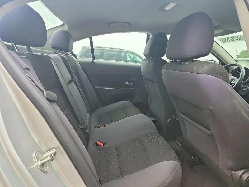 2013 CHEVROLET CRUZE LT  