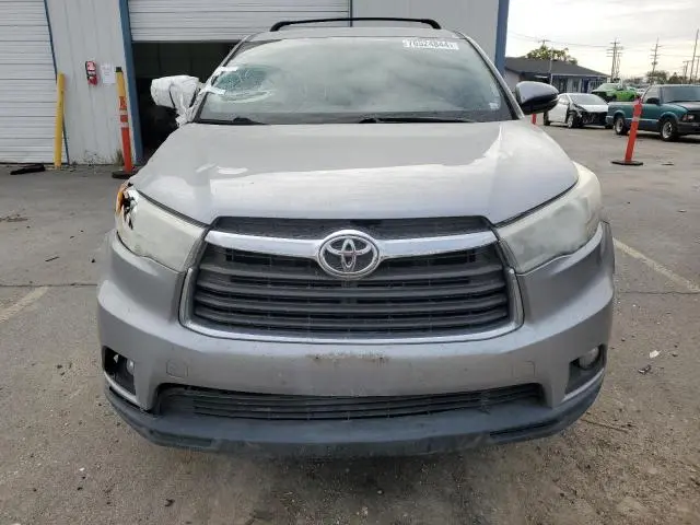 2016 TOYOTA HIGHLANDER LE  