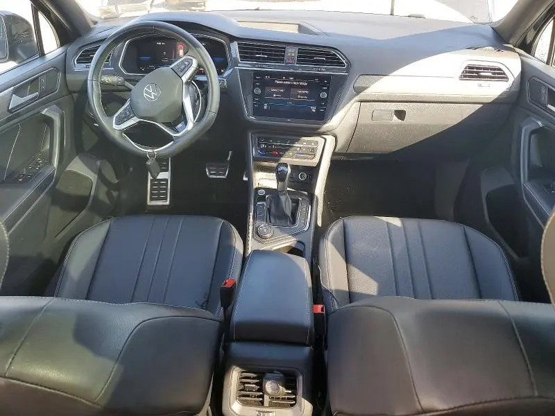 2023 VOLKSWAGEN TIGUAN SE R-LINE BLACK  
