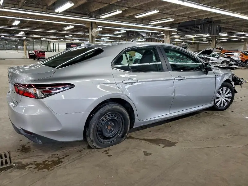2021 TOYOTA CAMRY LE  