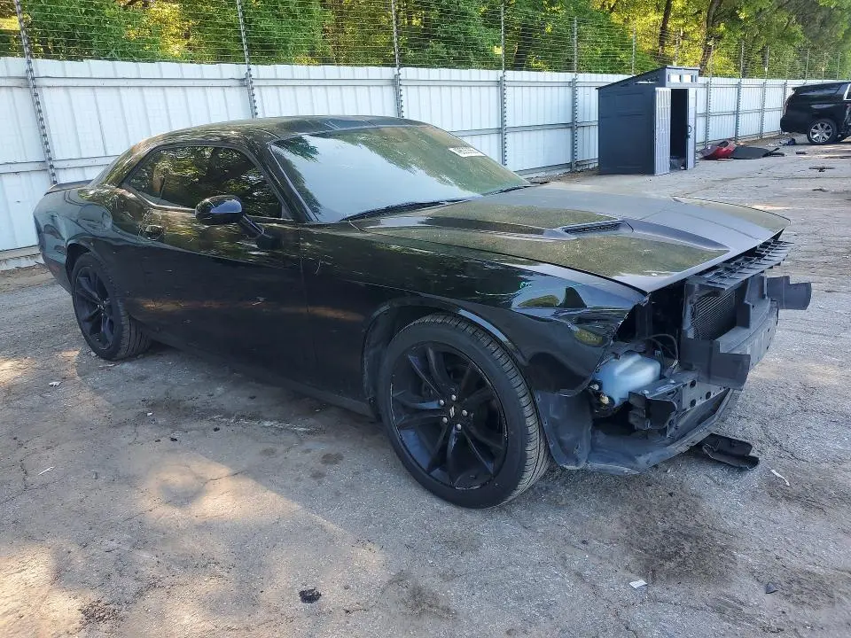 2017 DODGE CHALLENGER SXT  