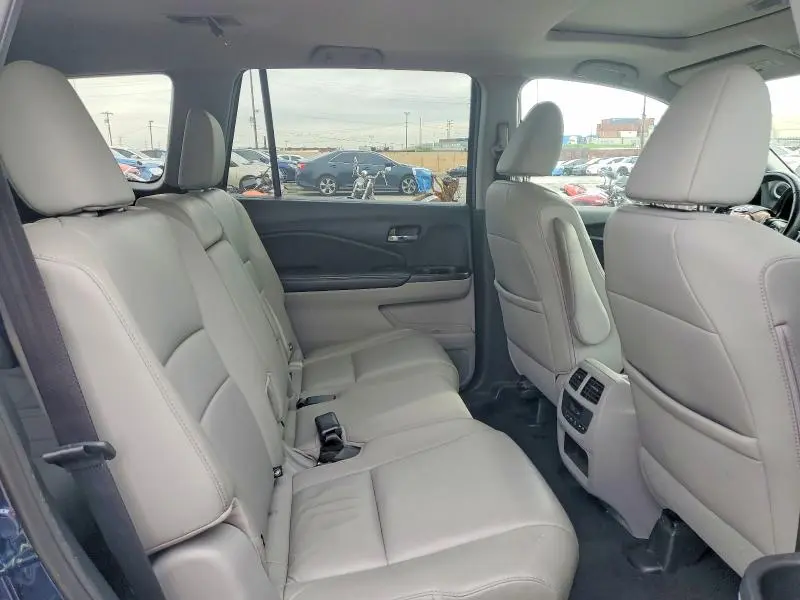 2016 HONDA PILOT EXL  