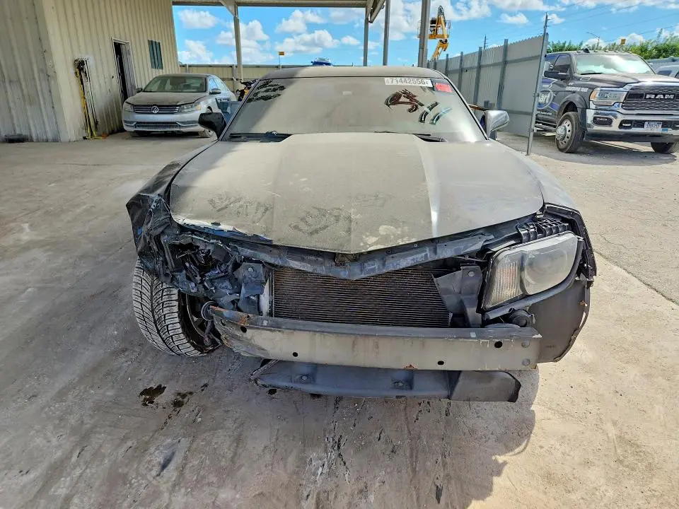 2011 CHEVROLET CAMARO LT  