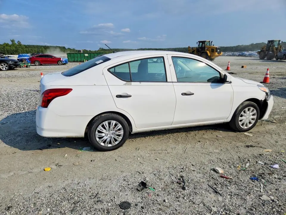 2019 NISSAN VERSA S  