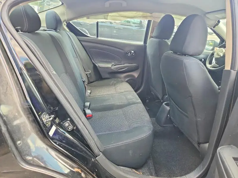 2019 NISSAN VERSA SV  