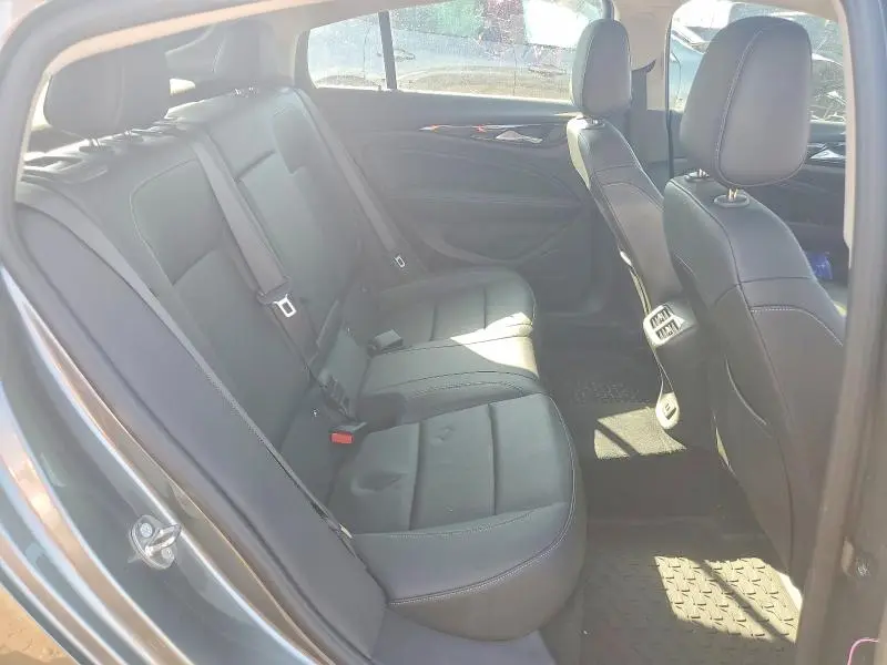 2018 BUICK REGAL   