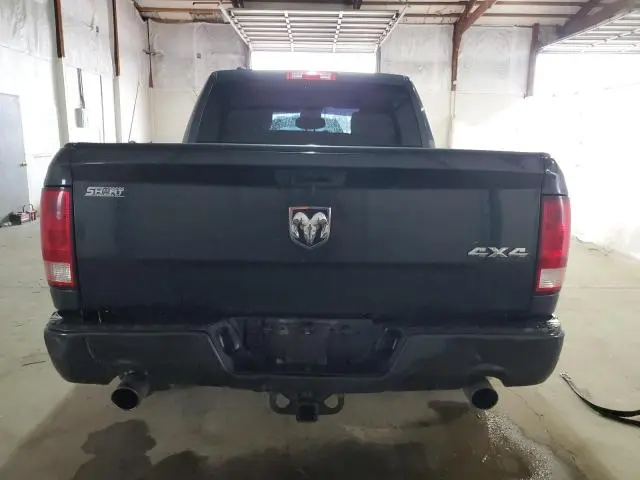 2015 RAM 1500 ST  