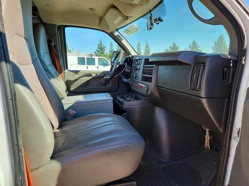 2014 CHEVY EXPRESS CARGO-R&D-CLN TITLE-PRI FLEET