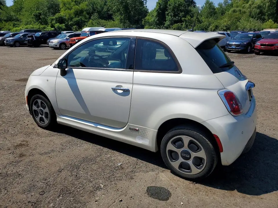 2014 FIAT 500   