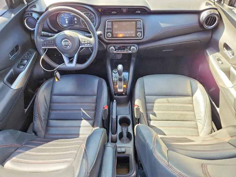 2020 NISSAN KICKS SR  