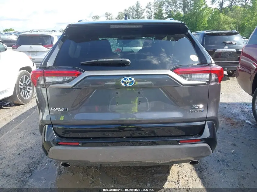 2021 TOYOTA RAV4 HYBRID XSE