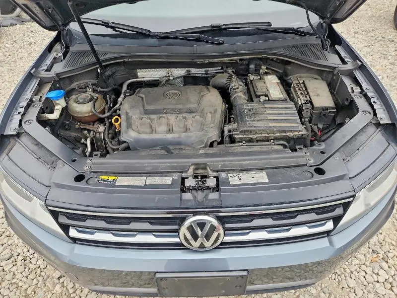 2018 VOLKSWAGEN TIGUAN SE  