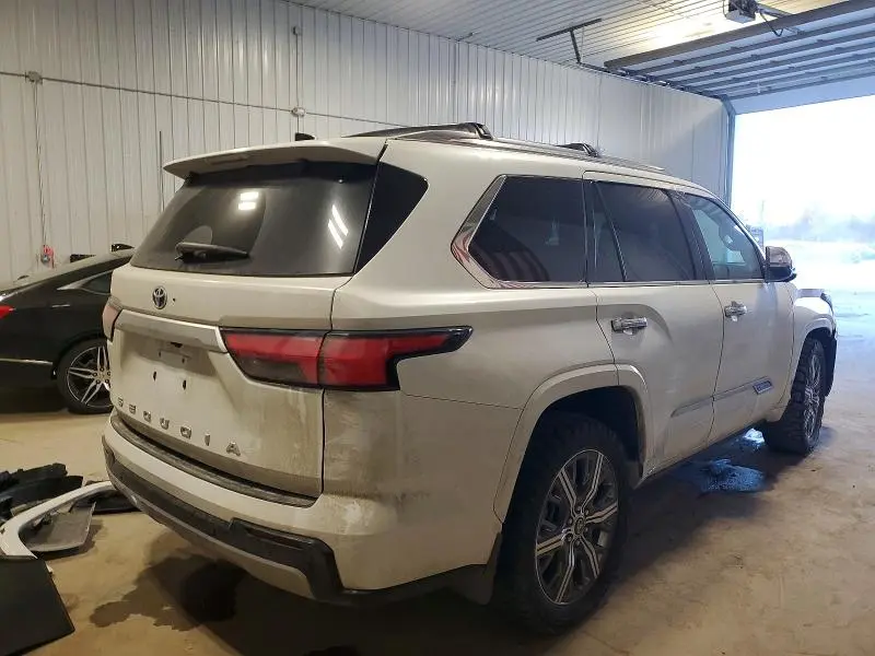 2023 TOYOTA SEQUOIA SR5  