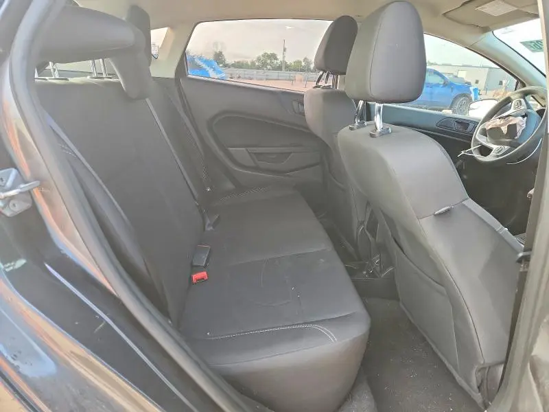 2017 FORD FIESTA SE  