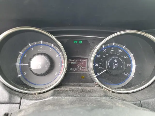 2011 HYUNDAI SONATA SE  