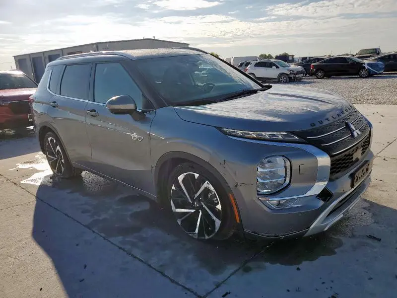 2023 MITSUBISHI OUTLANDER SEL  