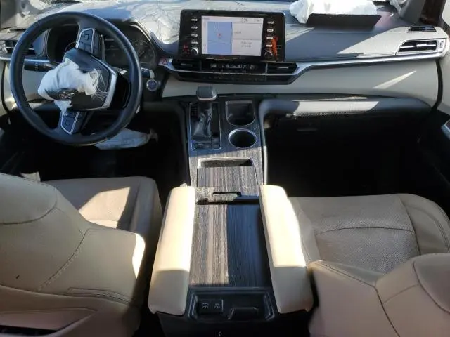 2021 TOYOTA SIENNA LIMITED  
