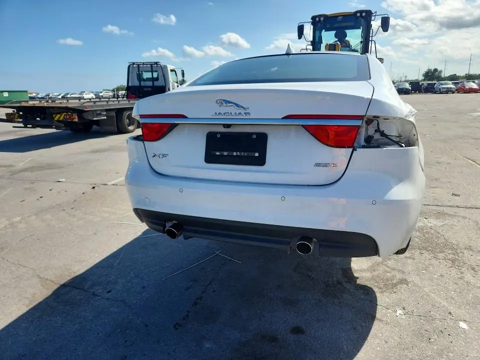 2018 JAGUAR XF PRESTIGE  