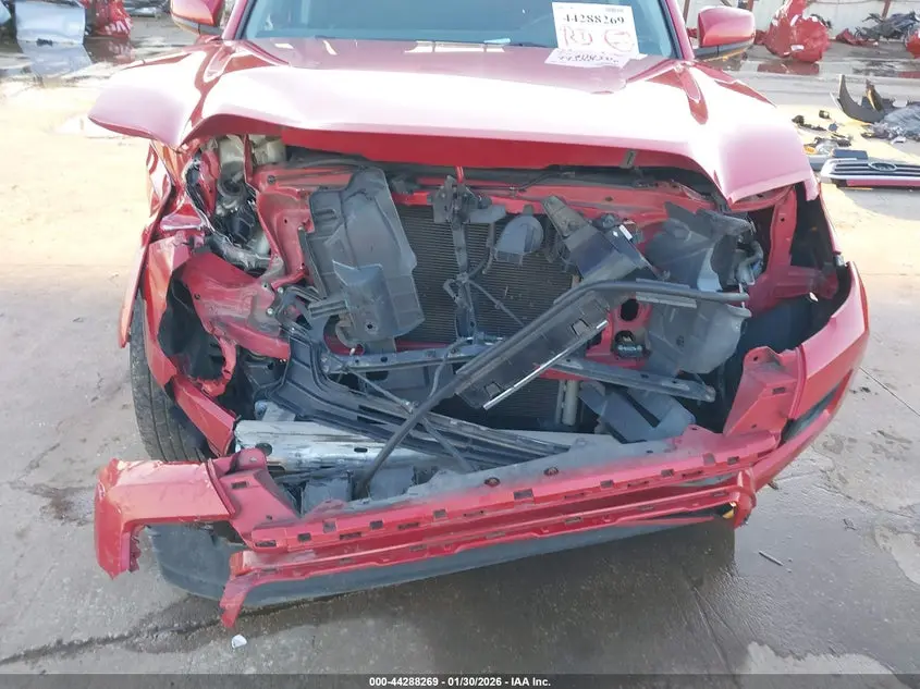 2020 TOYOTA TACOMA SR5 V6