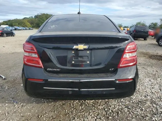 2019 CHEVROLET SONIC LT  