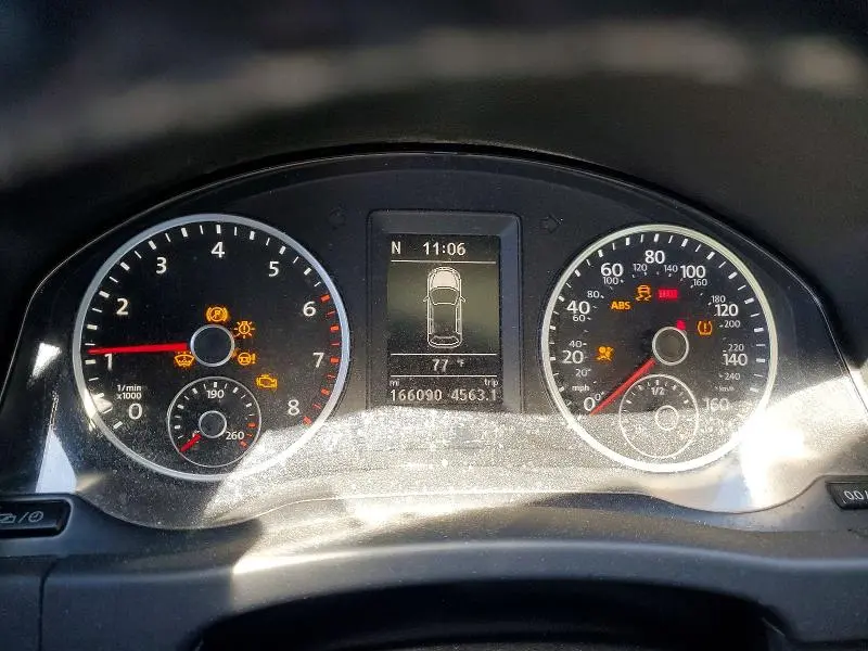 2016 VOLKSWAGEN TIGUAN S  
