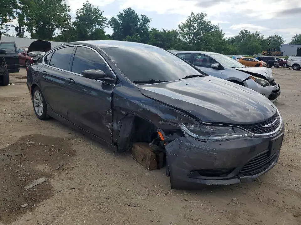 2017 CHRYSLER 200 LX  