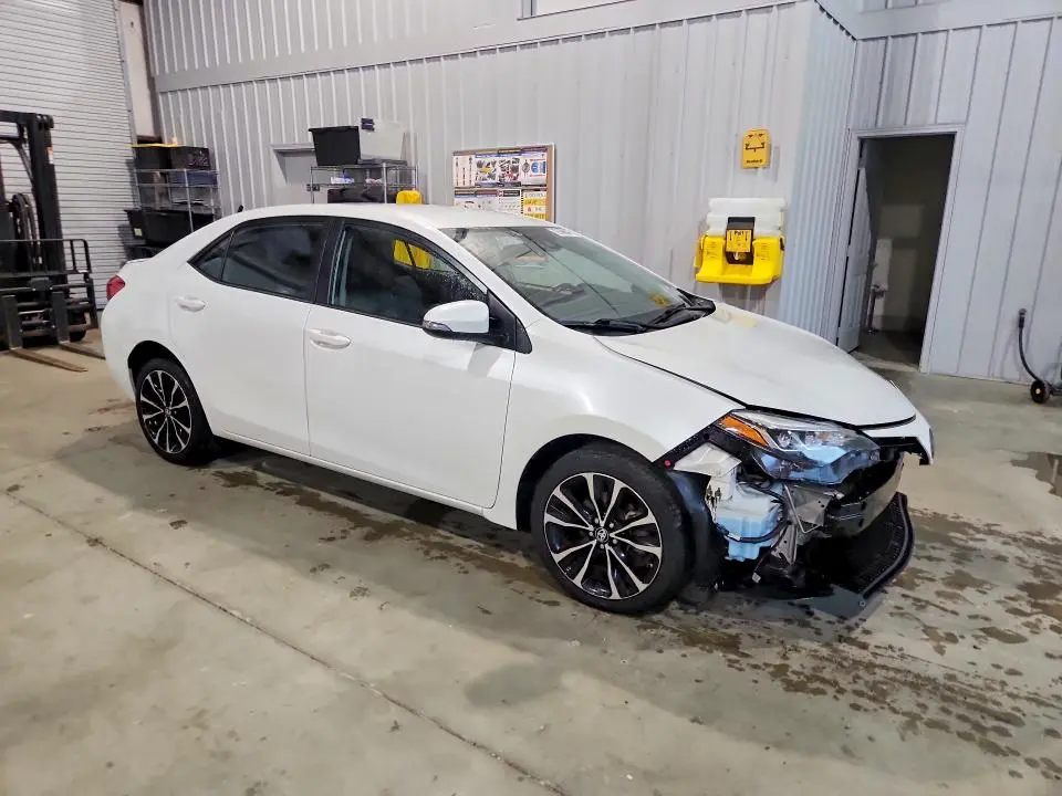 2019 TOYOTA COROLLA SE  