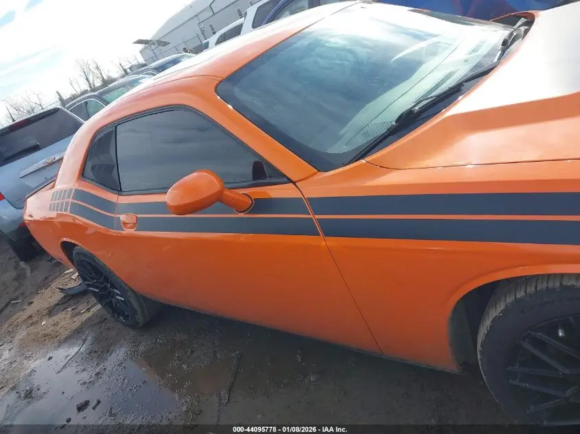 2014 DODGE CHALLENGER SXT PLUS