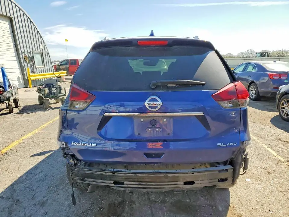2019 NISSAN ROGUE SL  