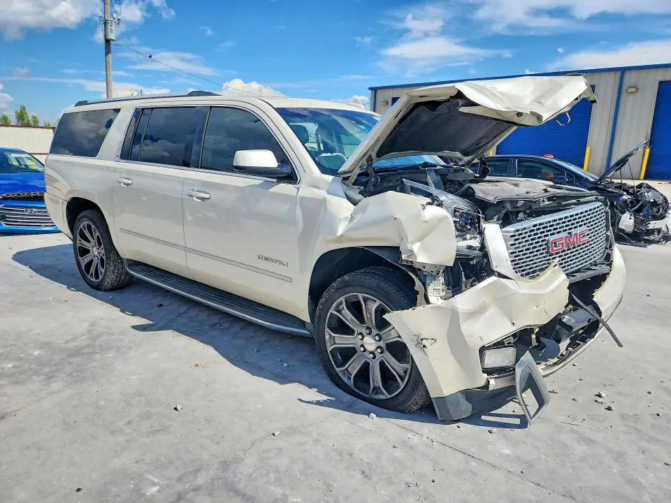 2015 GMC YUKON XL DENALI  