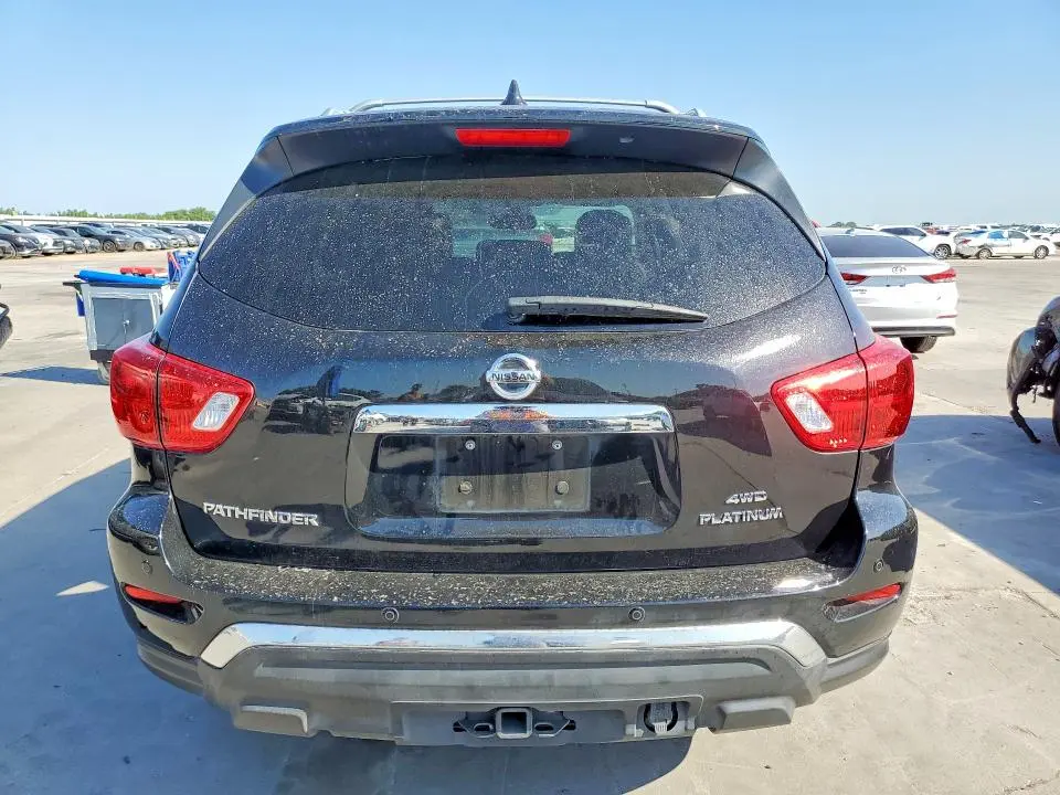 2019 NISSAN PATHFINDER PLATINUM  