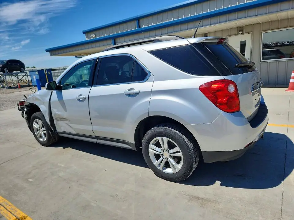 2010 CHEVROLET EQUINOX LT  