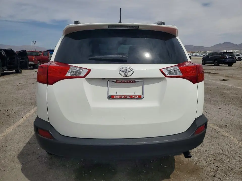 2015 TOYOTA RAV4 LE  